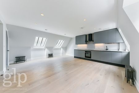1 Bedroom Apartment, Duck Lane, Soho W1F - Photo 2