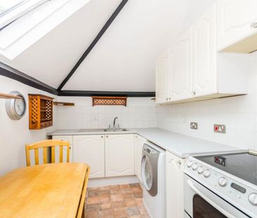 2 bedroom apartment to rent Bodorgan Road, Bournemouth, BH2 - Photo 3