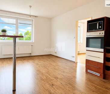 Pronájem bytu 2+kk 45 m² - Fotografie 3