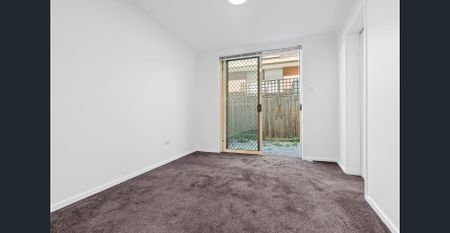 Enjoyment Made Certain With 2 Courtyards... - Photo 2