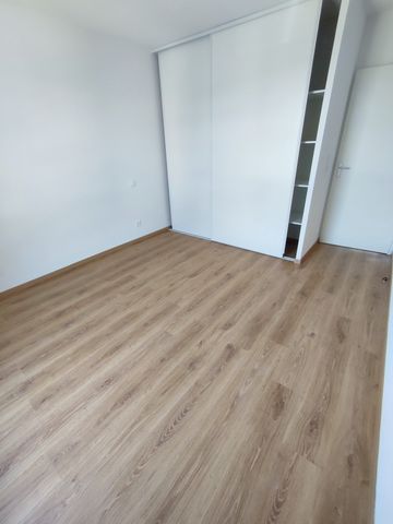 Location Appartement 3 pièces 62m² BRUGUIERES 31150 - Photo 5