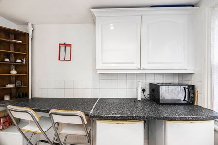 1 Bed Flat, Shirland Road, W9 - Photo 4