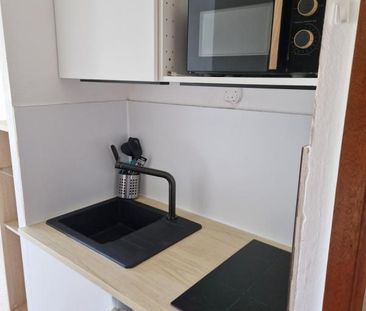 Studio meublé de 18.90 m², balcon, kitchenette équipée. - Photo 5