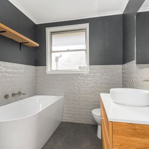 18 Owen Street Kennington VIC - Photo 3