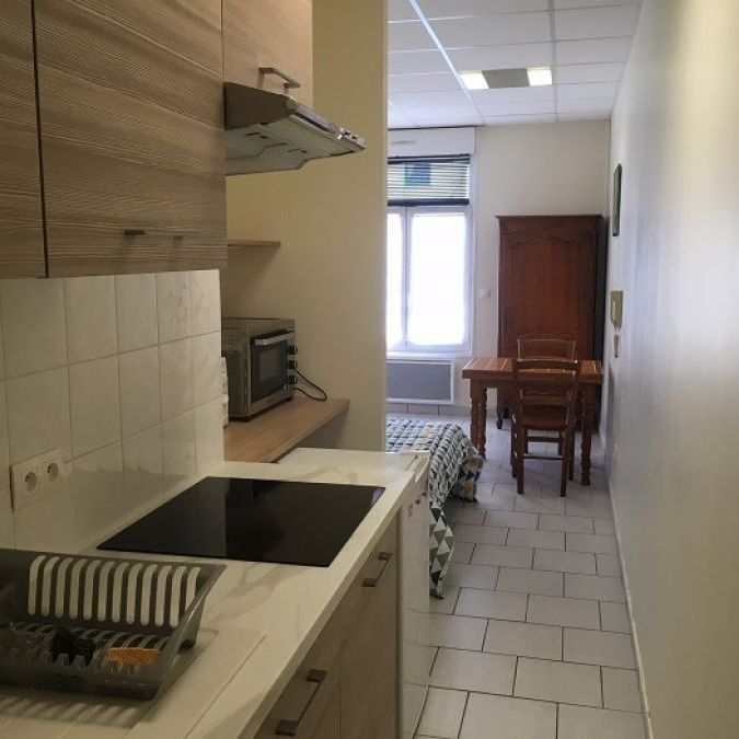 STUDIO MEUBLE CENTRE VILLE - Photo 1