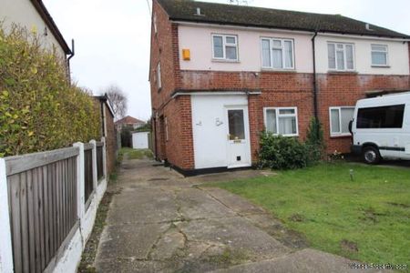 1 bedroom property to rent in Benfleet - Photo 4