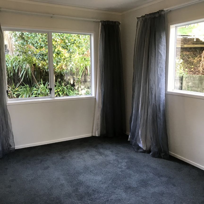 Property Management27A Park Hill Road, Birkenhead - House for Rent - Photo 1