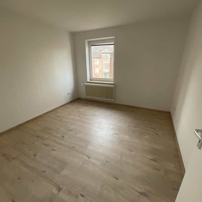 3-Zimmer-Wohnung in Wilhelmshaven-City mieten - Photo 1