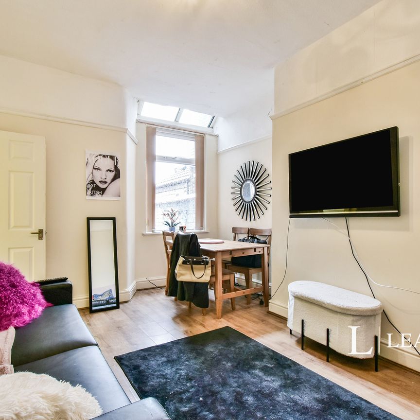 4 bedroom house to rent Whitby Road, Manchester, Greater Manchester, M14 - Photo 1