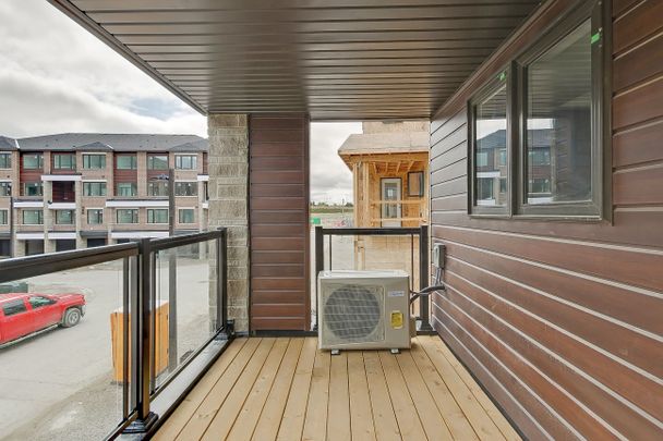 For Lease - 31 Appletree Lane, Barrie, Ontario - Photo 1