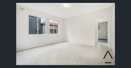 Bright & Convenient Marrickville - Photo 4