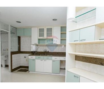 Cobertura na Barra: Elegância e Conforto em 198m² - Foto 5