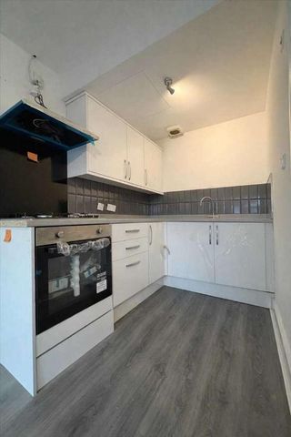 High Street, Snoodland, ME6 - Photo 5