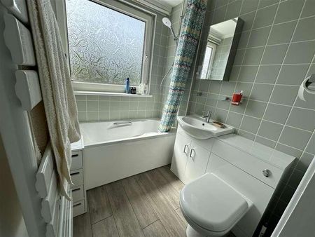 Mulberry Close, Cambridge, CB4 - Photo 3