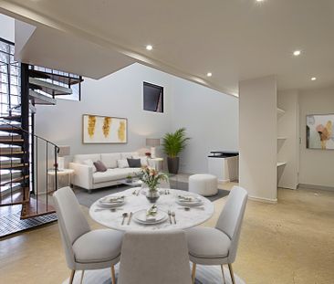 Warehouse style apartment! - Photo 5