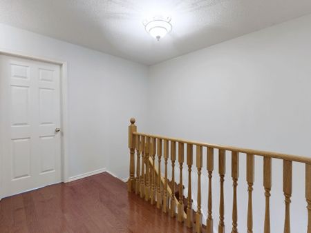 For Lease - 60 Cariglia Trail, Markham, Ontario - Photo 3