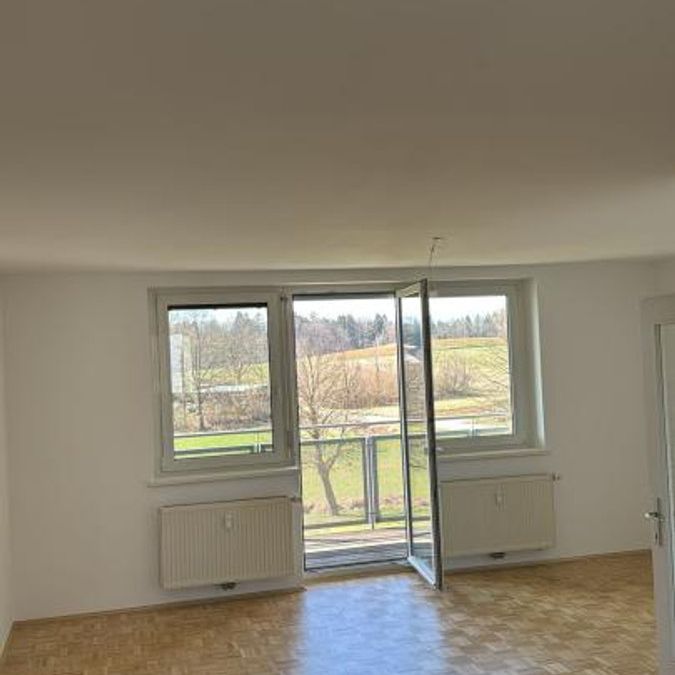 Preding - Erlensiedlung 2/5: 3 Zimmerwohnung mit Balkon und Carport! - Photo 1