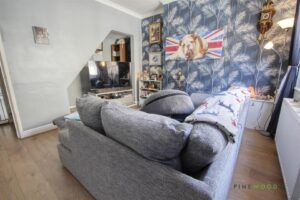 2 BEDROOM House - Mid Terrace - Photo 1