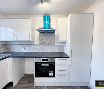 Fraser Close, Laindon West, Basildon - Photo 6