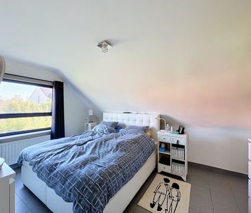 Mooie halfopen woning met ruime tuin - foto 6