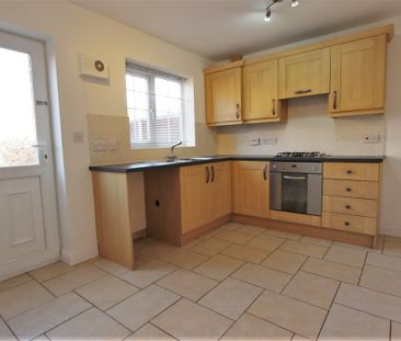 Highfield Close, Dunscroft, Doncaster DN7 4GA - Photo 3