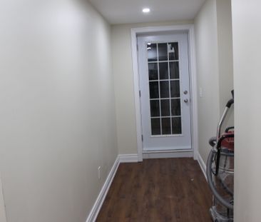 For Lease - 323 Falling Green Crescent Unit# b, Kitchener, Ontario - Photo 3