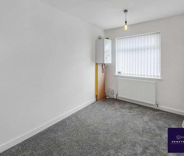 Oxford Drive, Middleton, Manchester, M24 - Photo 3