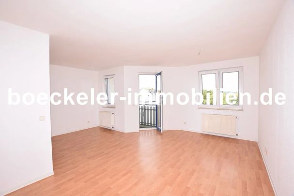 Sehr gute Lage und Top-Wohnqualität - mit Balkon und Stellplatz - Photo 1