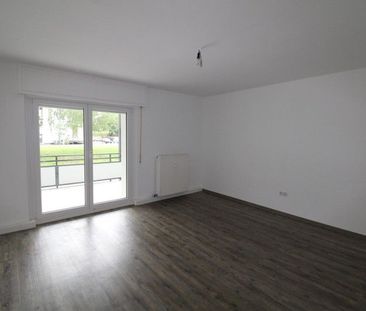 Komplett modernisierte 3-Zimmer-Wohnung mit großem Balkon! - Foto 1