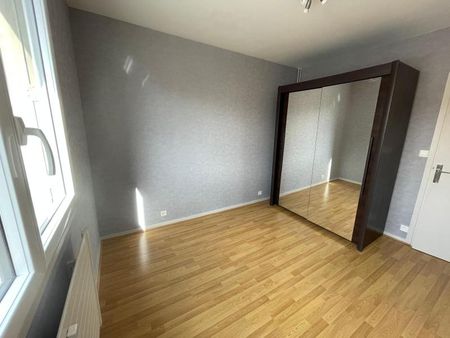 Location Appartement 2 pièces 43m² CHAMALIERES 63400 - Photo 2