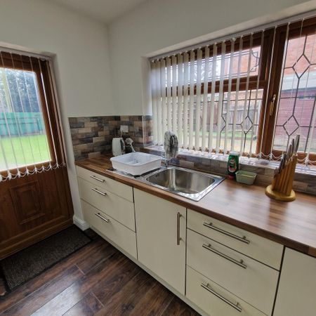 1 bedroom house of multiple occupation to rent - Photo 3