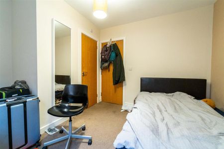 5 bedroom flat to rent - Photo 5