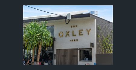 Beachside Living at Its Best – Steps from the Sand at North Burleigh! - Photo 3