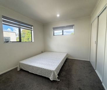 8D Cosgrove Road, Papakura, Auckland - Photo 5