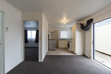 One Bedroom Unit - Photo 2