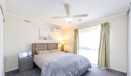 Well Presented with Ample Shedding! - Photo 4