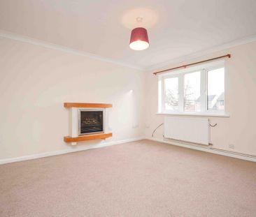 3 bedroom detached house to rent - Photo 3
