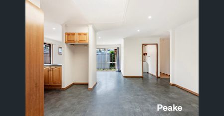 Courtenay Ave Delight - Photo 2