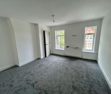 3 bedroom apartment to rent - Photo 1