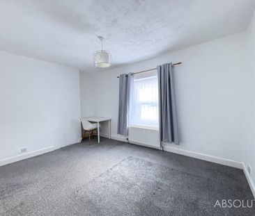 2 bed cottage to rent in Princes Street, Paignton, TQ3 - Photo 4