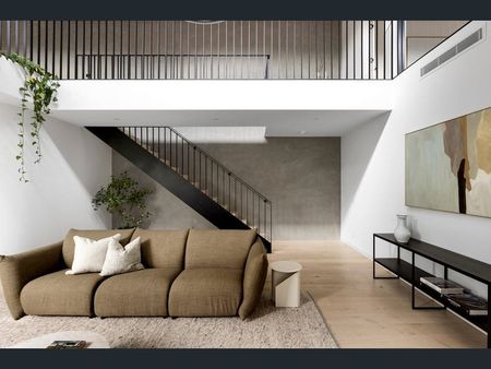 STUNNING FAMILY HOME BY THE BAY - Photo 5