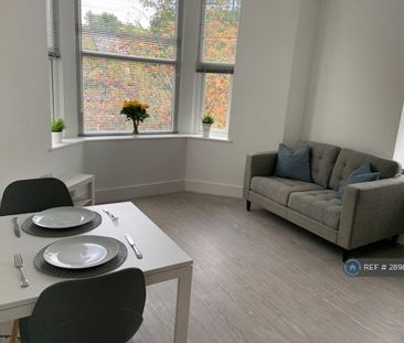 1 bedroom flat to rent - Photo 5