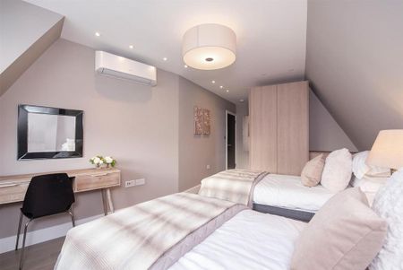 3 bedroom apartment to rent - Photo 4