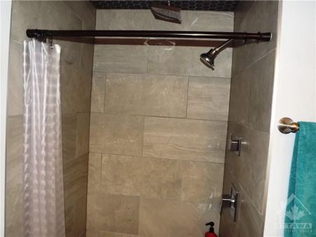 For Lease - 381 Cooper Street Unit# 2, Ottawa Centre, Ontario - Photo 4