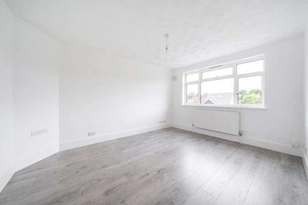 Potter Street, Northwood, HA6 - Photo 3