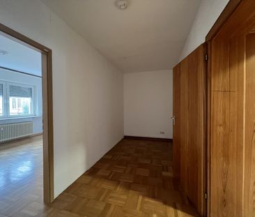 Ideal auch für WGs: Großzügige und helle 3,5 Zimmer-Wohnung in gute... - Photo 3