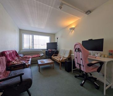 5 bedroom house share to rent - Photo 1