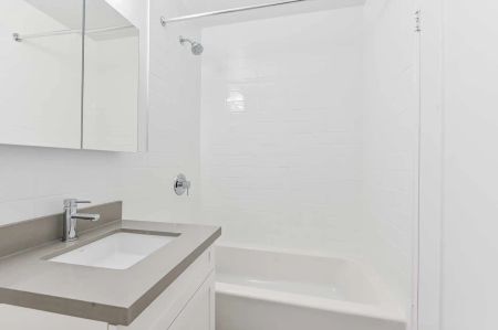 Heath Estates B — 2 Bedroom - Photo 2
