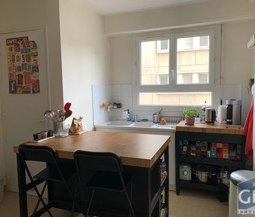 Location Appartement 2 pièces 58m² - Photo 5