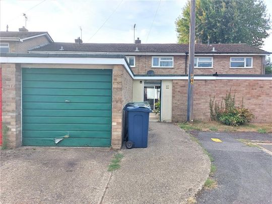 3 bedroom terraced house to rent - Photo 1